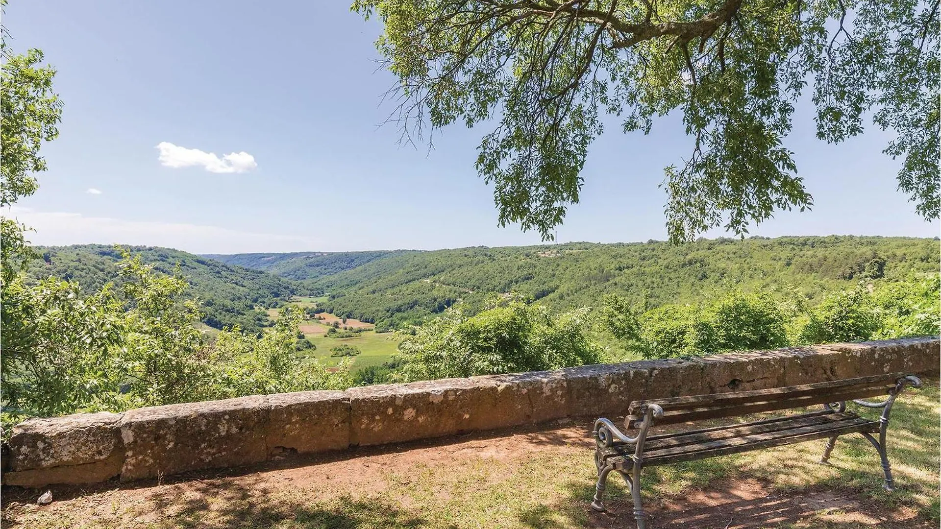 Pet Friendly Home In Basici With Jacuzzi