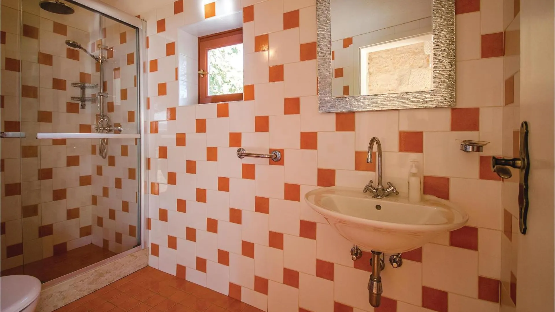 別荘 Pet Friendly Home In Basici With Jacuzzi クロアチア